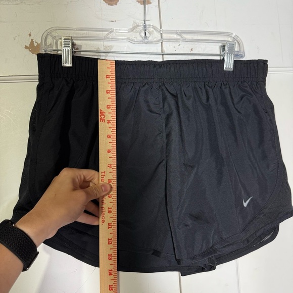 Nike Dri Fit Shorts Black Women’s Size Large Athletic Stretchy - Picture 4 of 6